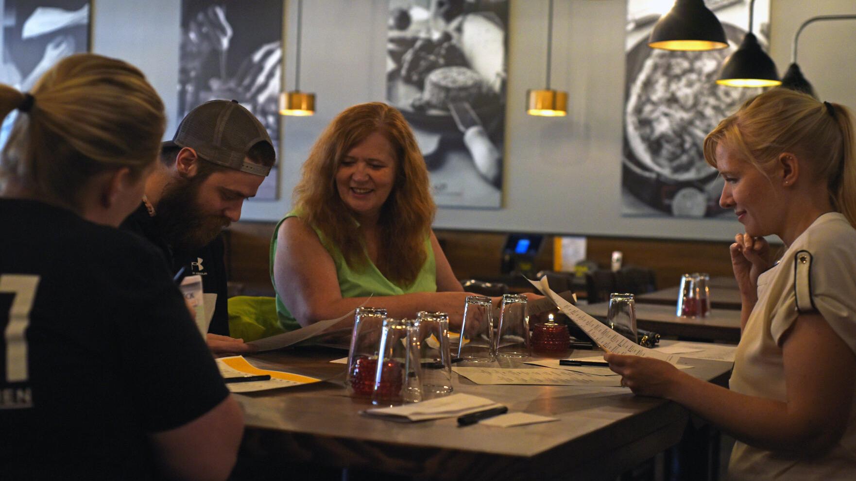 Delayed by a pandemic, The 421 Craft Bar and Kitchen is open - Vimarsana News