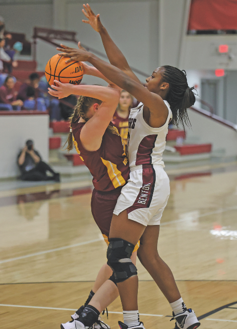 Lake Hamilton Lady Wolves vs. Benton Panthers