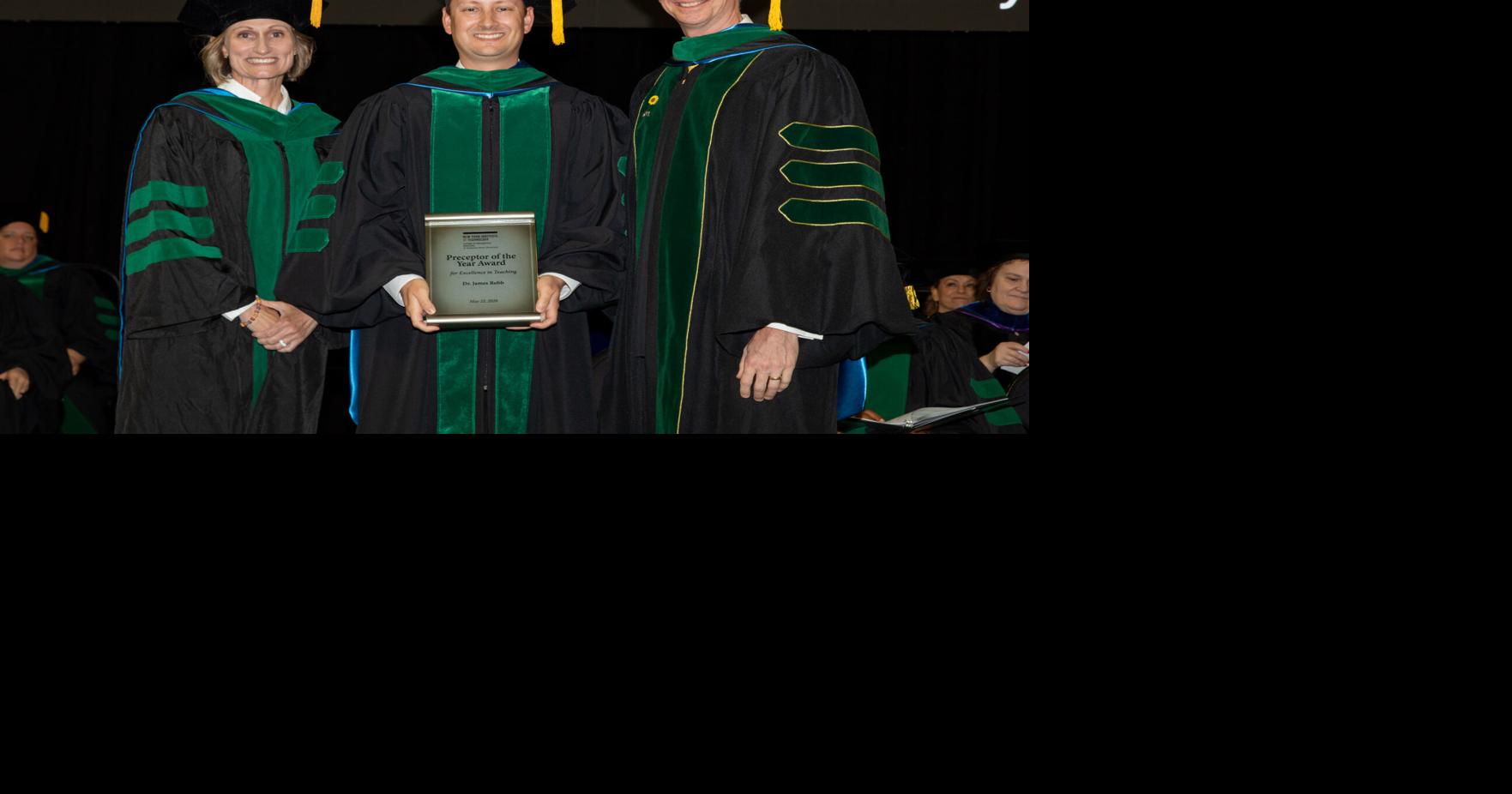 Saline Memorial OB-GYN named preceptor of the year by Arkansas medical college