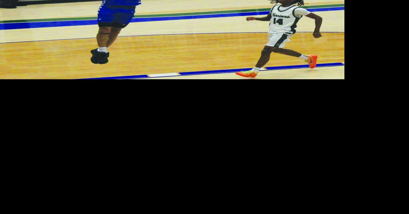 No. 1 Hornets pull away in fourth quarter to defeat No. 2 Little Rock Christian