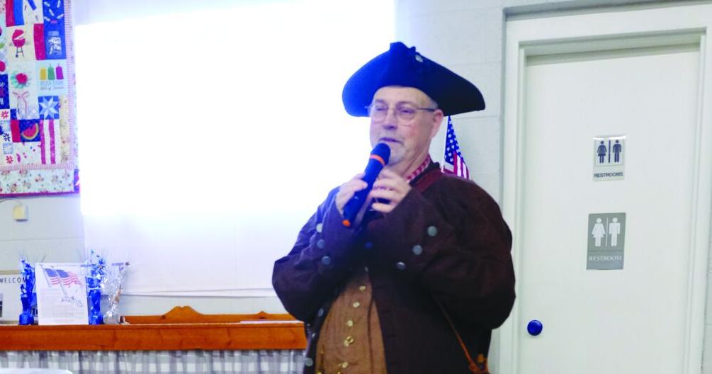 Historian shares Saline County's ties to Revolutionary War at lecture