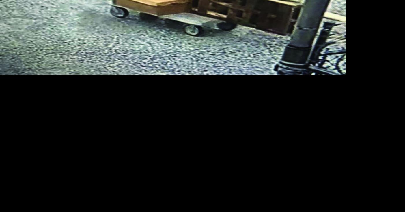 What we know about the escape of a former police chief and convicted ...