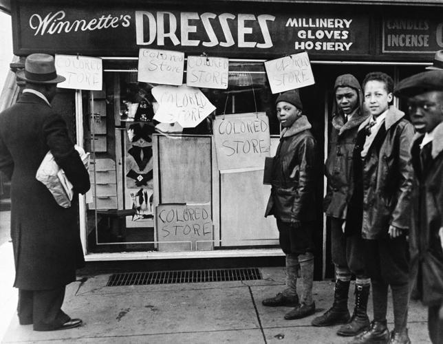 Demonstrations Riots U.S. Harlem Race Riot 1935