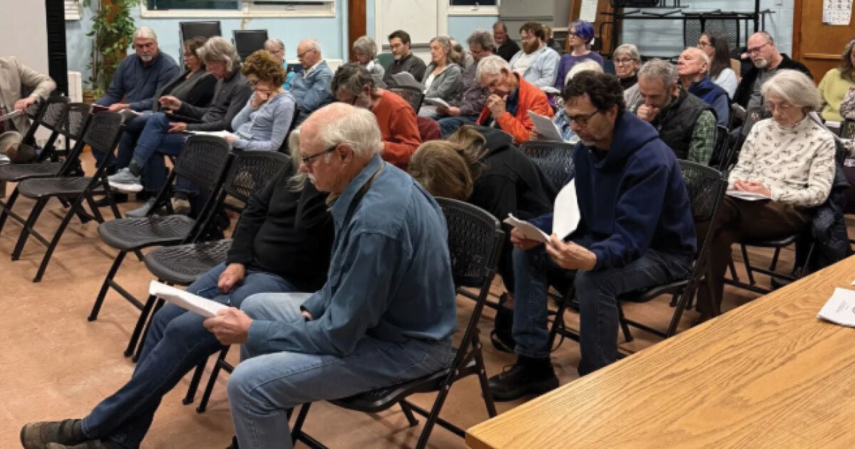 Washington annual town meeting preview 2026