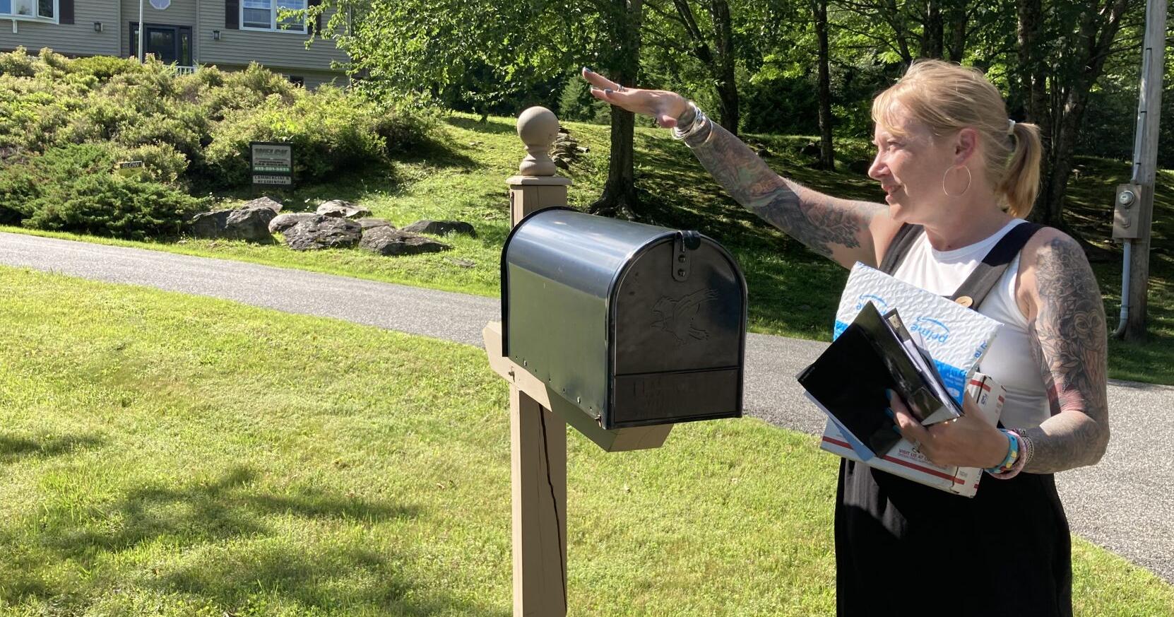 Wet packages, missing mail and warnings that mail boxes were 'not approved' — here's what mail delivery is like in Windsor - Vimarsana News