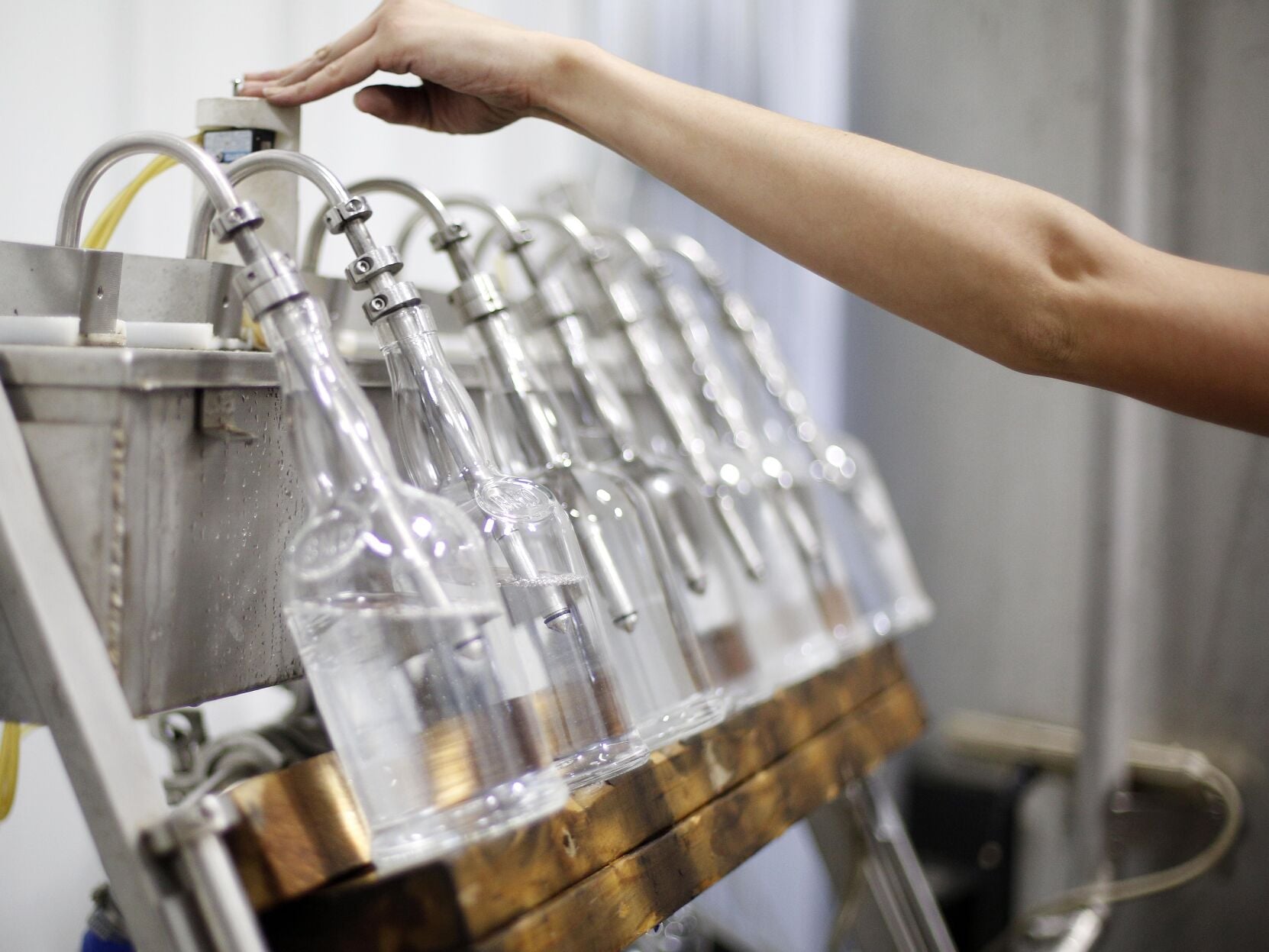 berkshireeagle.com - Alison Kuznitz - Tariff 'game' threatens alcohol industry jobs in Massachusetts, Treasury Secretary Deb Goldberg says