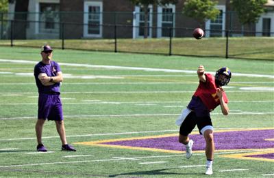 jack dickinson throws a pass
