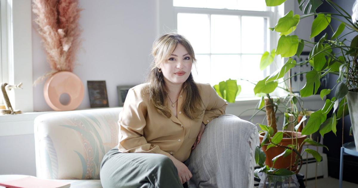 Jamie Roth on lounge chair | | berkshireeagle.com