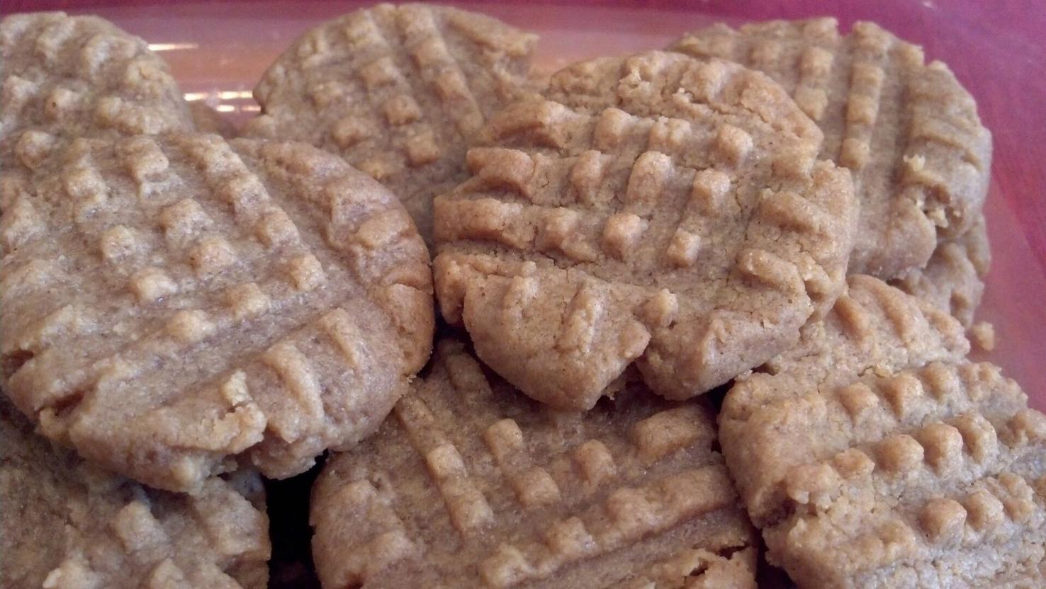 TikTok creator B. Dylan Hollis declared these 3ingredient peanut