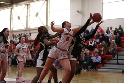 Genevieve Lagess layup