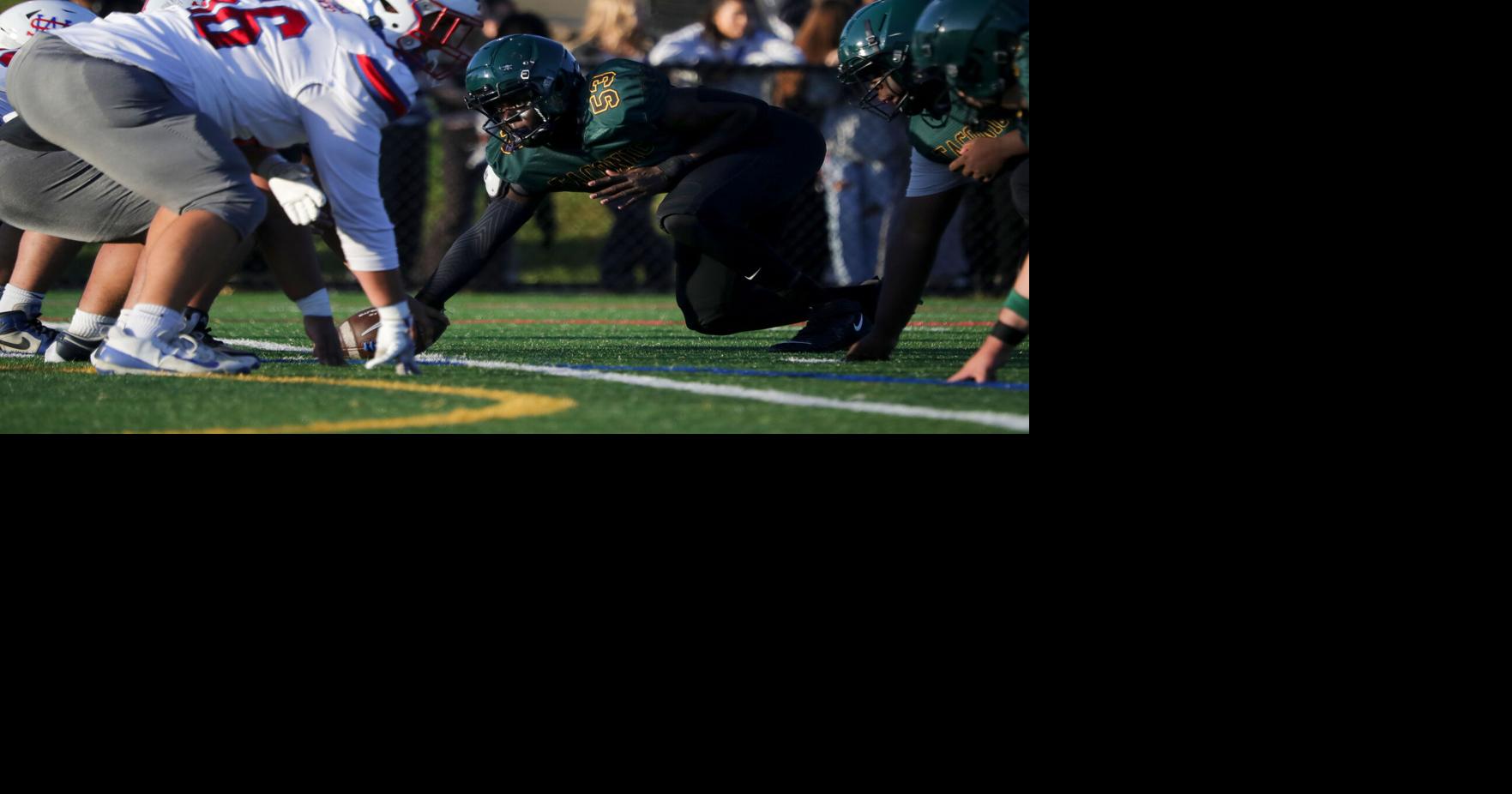 Aldy Badolo in Taconic football game