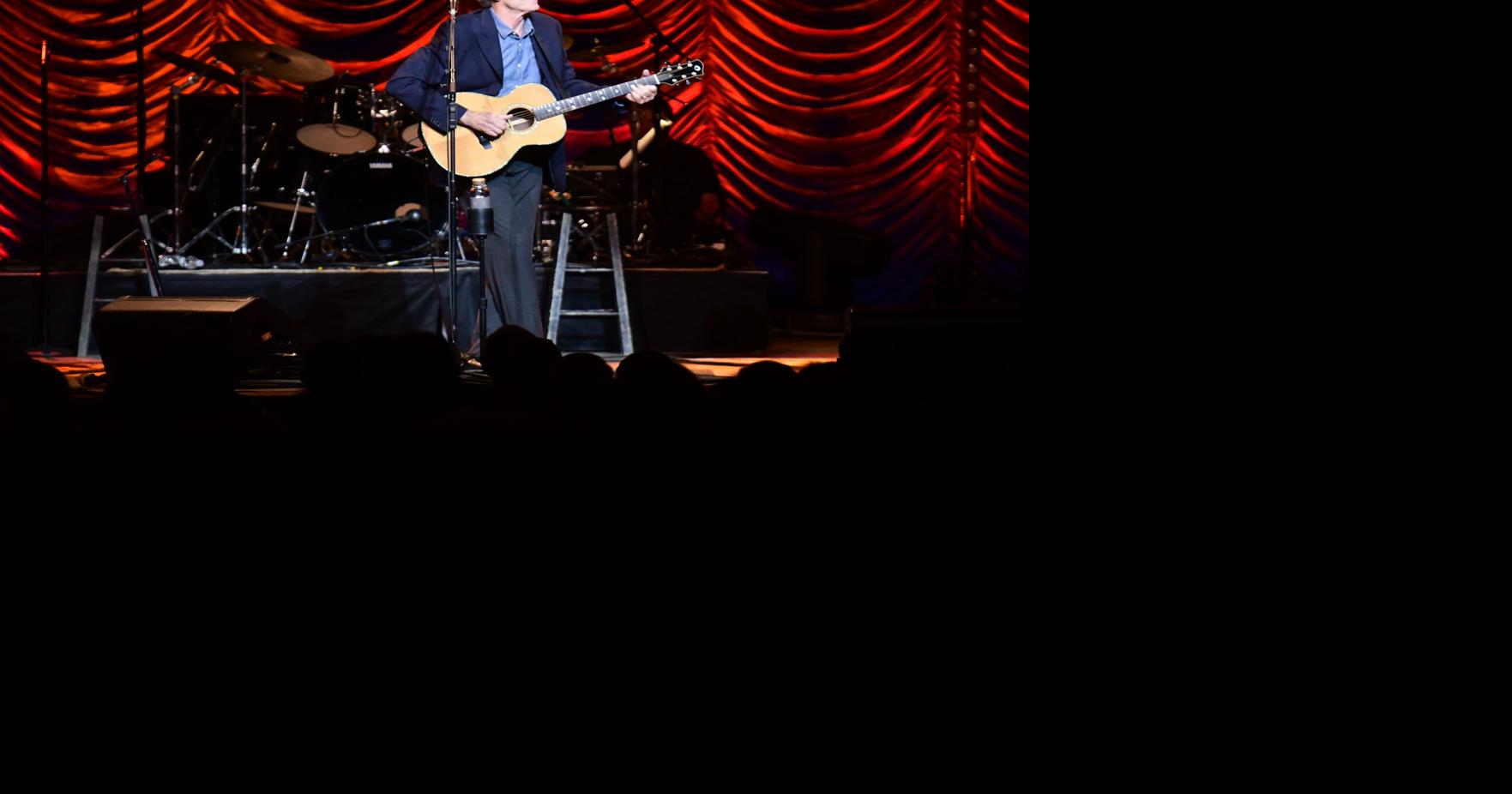 REVIEW: James Taylor still has Tanglewood hanging on every word