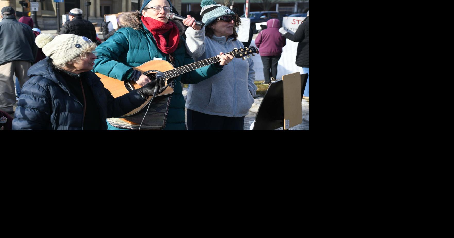 'We want to mourn her.' Memory of Renee Nicole Good looms large at Pittsfield protest