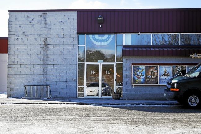 Bennington Cinema Robbery Former Employee Facing Felony Charges For Armed Assault And Robbery Local News Berkshireeagle Com