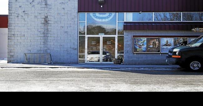 Bennington Cinema Robbery: Former employee facing felony charges for armed  assault and robbery | Local News | berkshireeagle.com