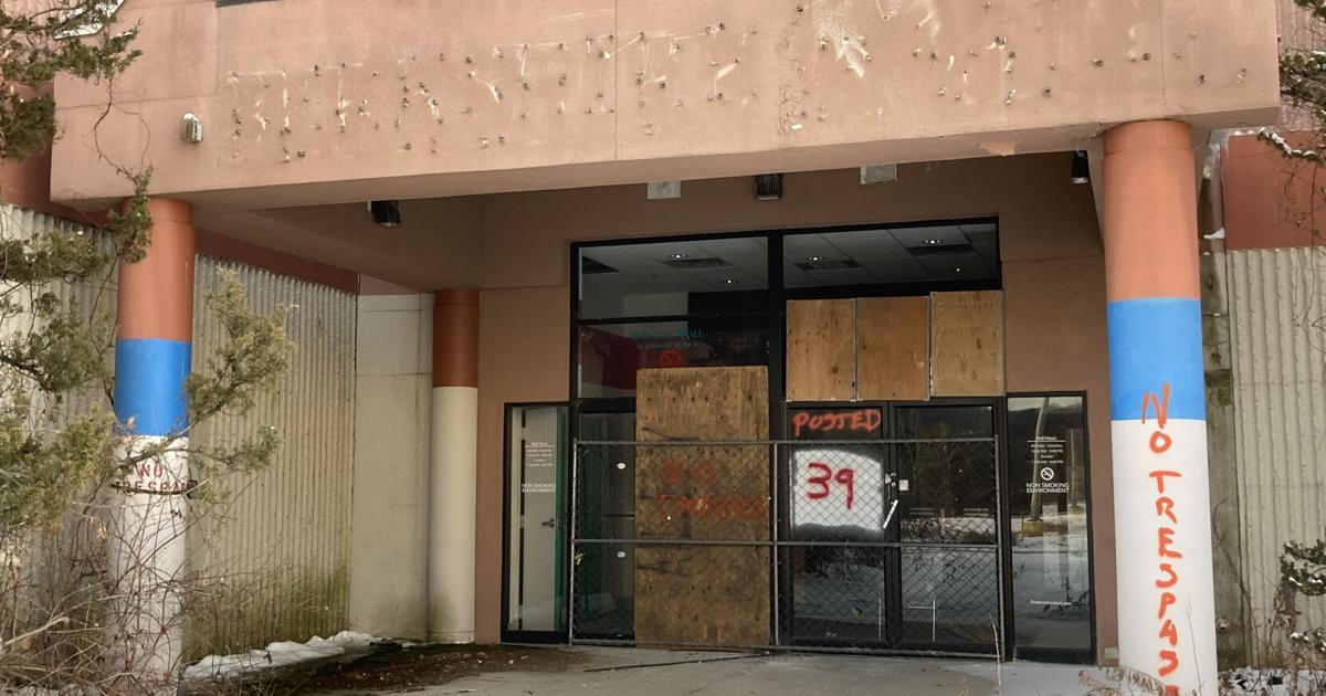 Lanesborough fire officials order Berkshire Mall owners to board up windows and entrances — again