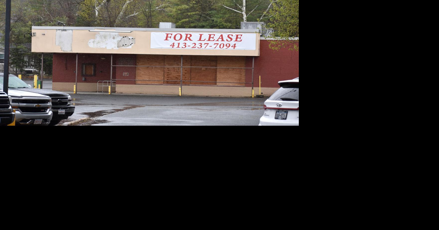Lee's Select Board thought they had a deal to buy the former Price Chopper, then they got the counter offer