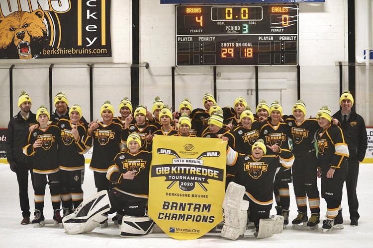 Bruins honor young Massachusetts hockey players' sportsmanship
