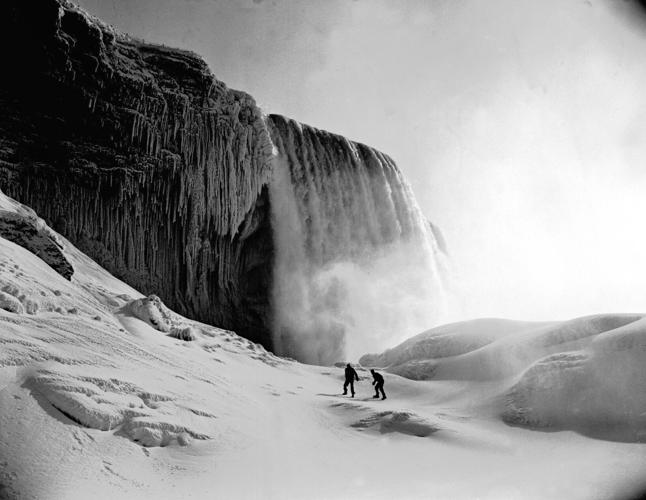 AP Explains Frozen Niagara Falls