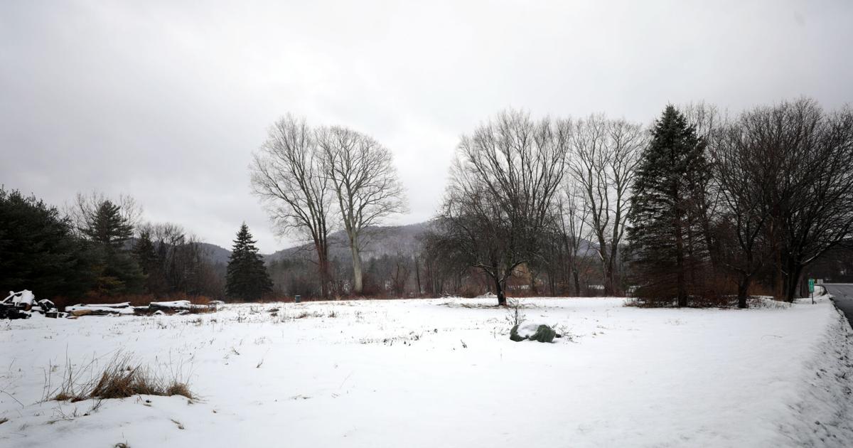 Lee purchases 4-acre parcel along Housatonic River for canoe and kayak take-out
