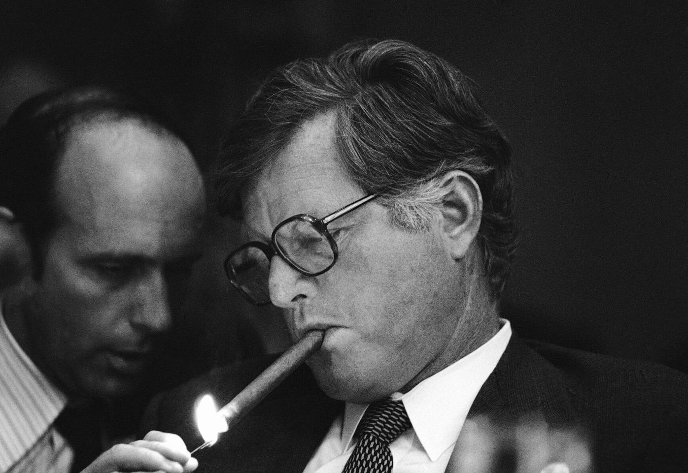 senators who smoke cigarettes Ruth Bass: In the people's House, cigars smolder outside the law |  Columnists