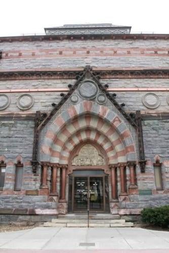 Registry of Deeds Probate Court in Pittsfield close because of heating