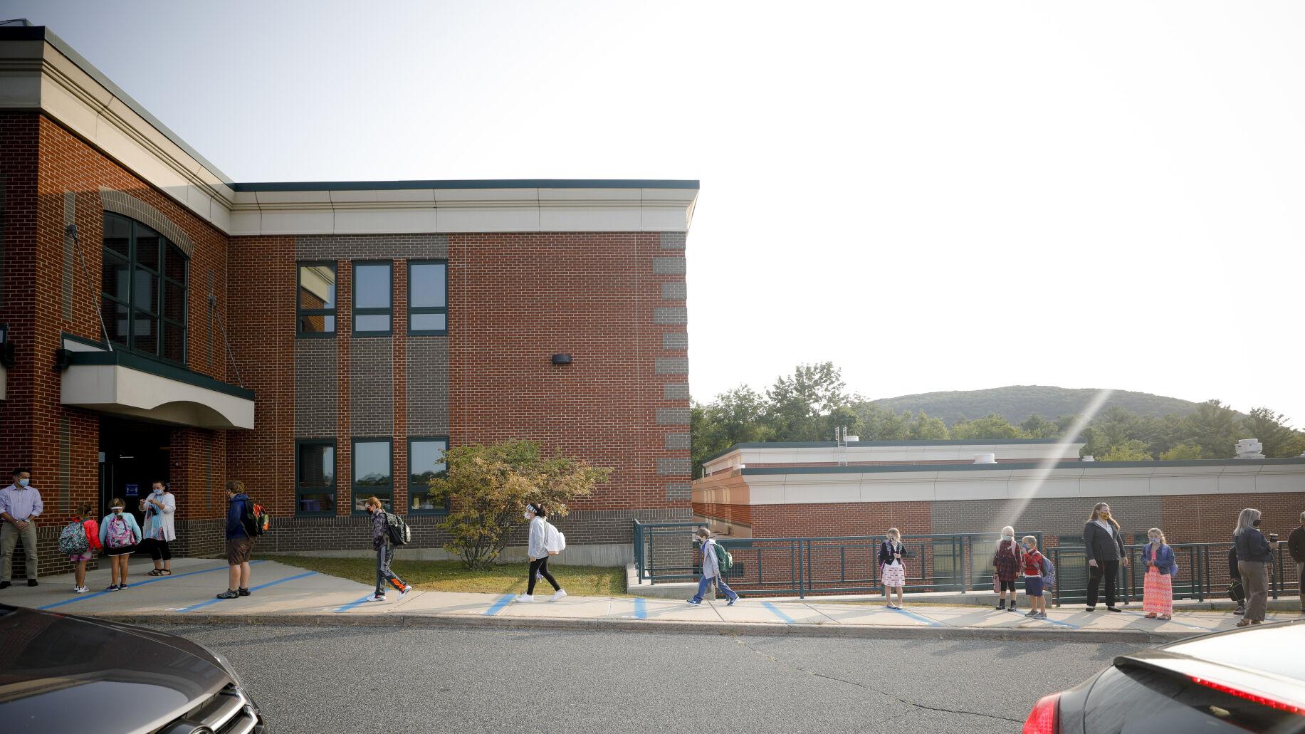 Lee schools buck trend, will stay hybrid as virus cases remain low - Vimarsana News