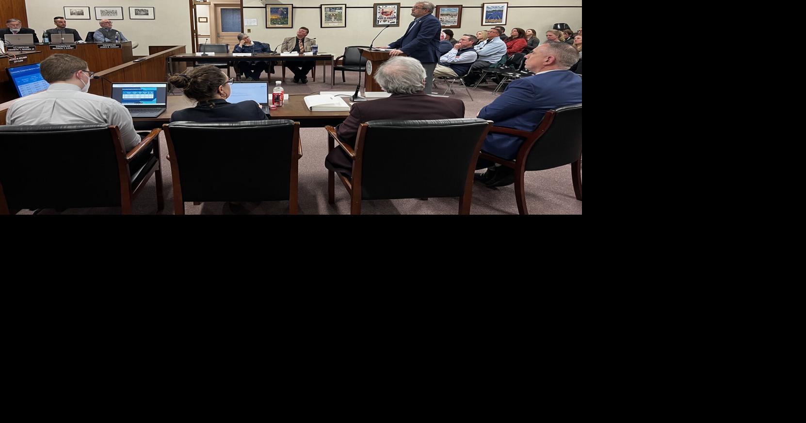 Pittsfield Mayor Marchetti says his budget will bring cuts, but still