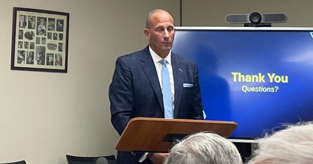 Inside a heated Hinsdale meeting over the future of its police department