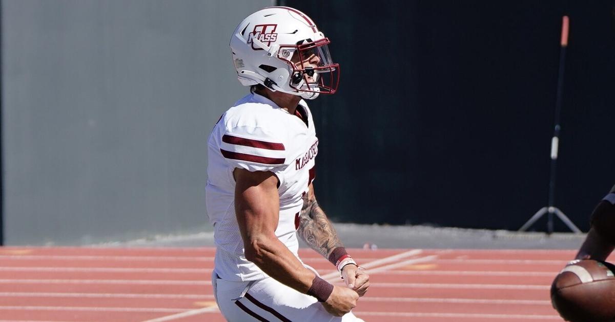 UMass football falters in the second half, loses on the road at Eastern Michigan