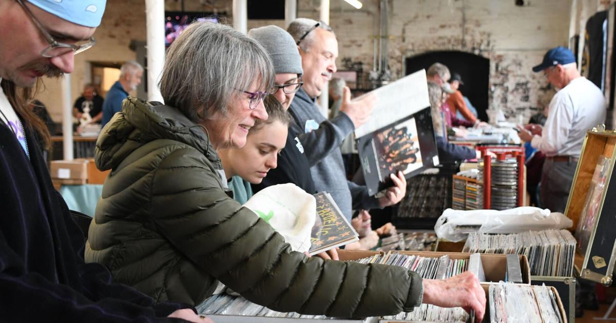 Residents hunt for old-school sound at the Central Berkshire Record Show