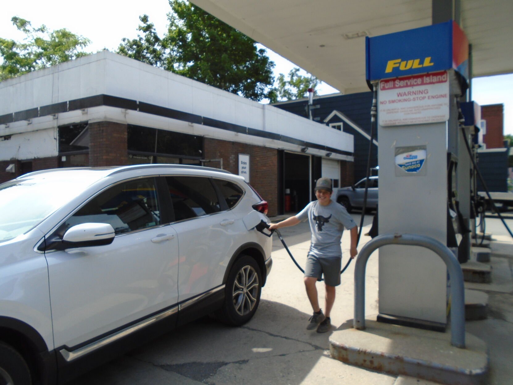 sunoco gas station weather display