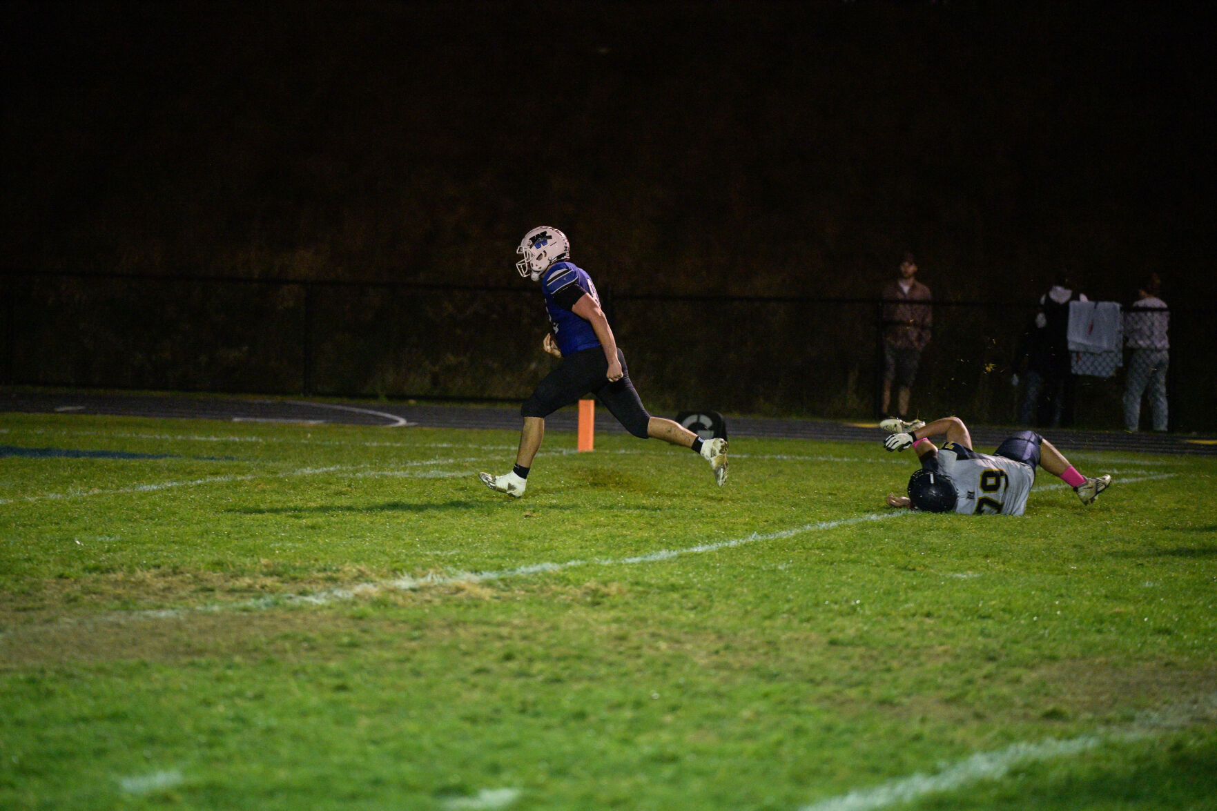 Wahconah Football Gets The Route 9 Rumble Trophy Back In Rout Of ...