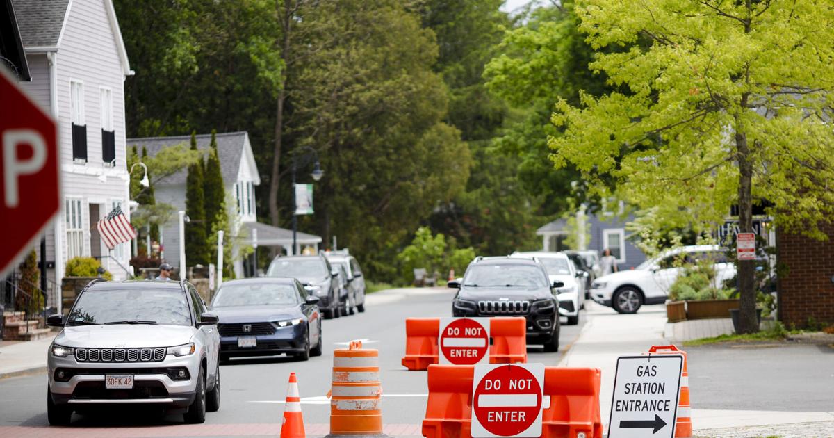 Smooth sailing so far for new downtown Lenox one-way traffic pattern