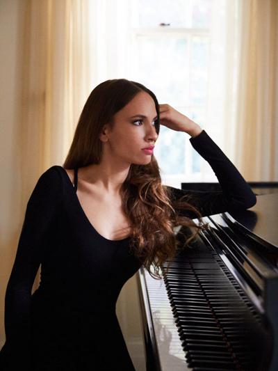 Chelsea Randall pianist at piano