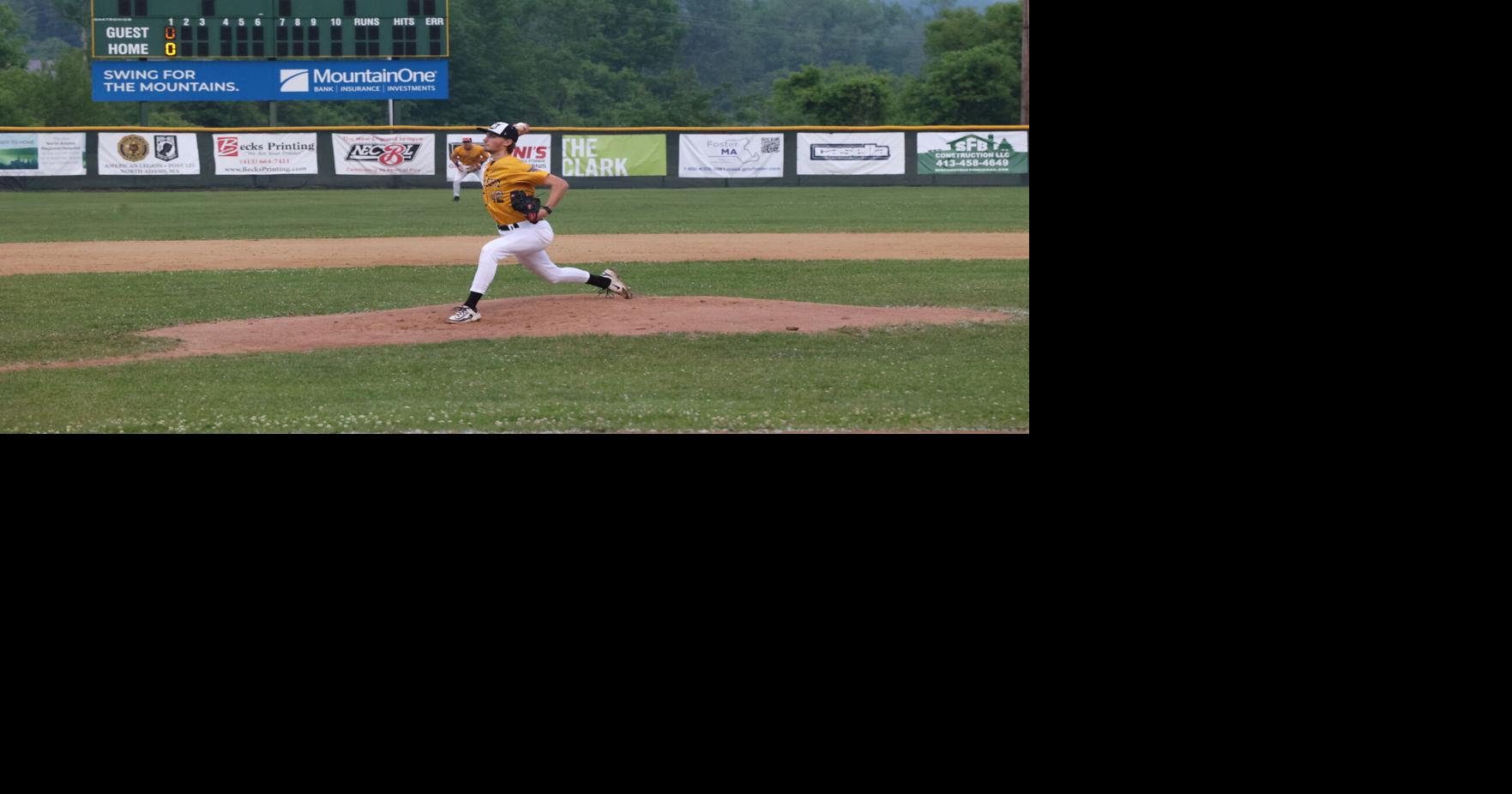 SteepleCats win first NECBL game in three tries, beating Vermont