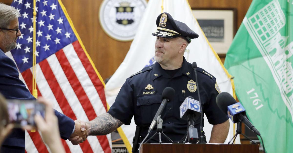 Pittsfield Police Chief Thomas Dawley will retire next month. Here's the plan for his replacement