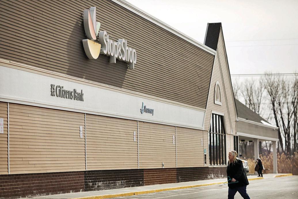 Stop & Shop begins accepting online SNAP payments for Massachusetts