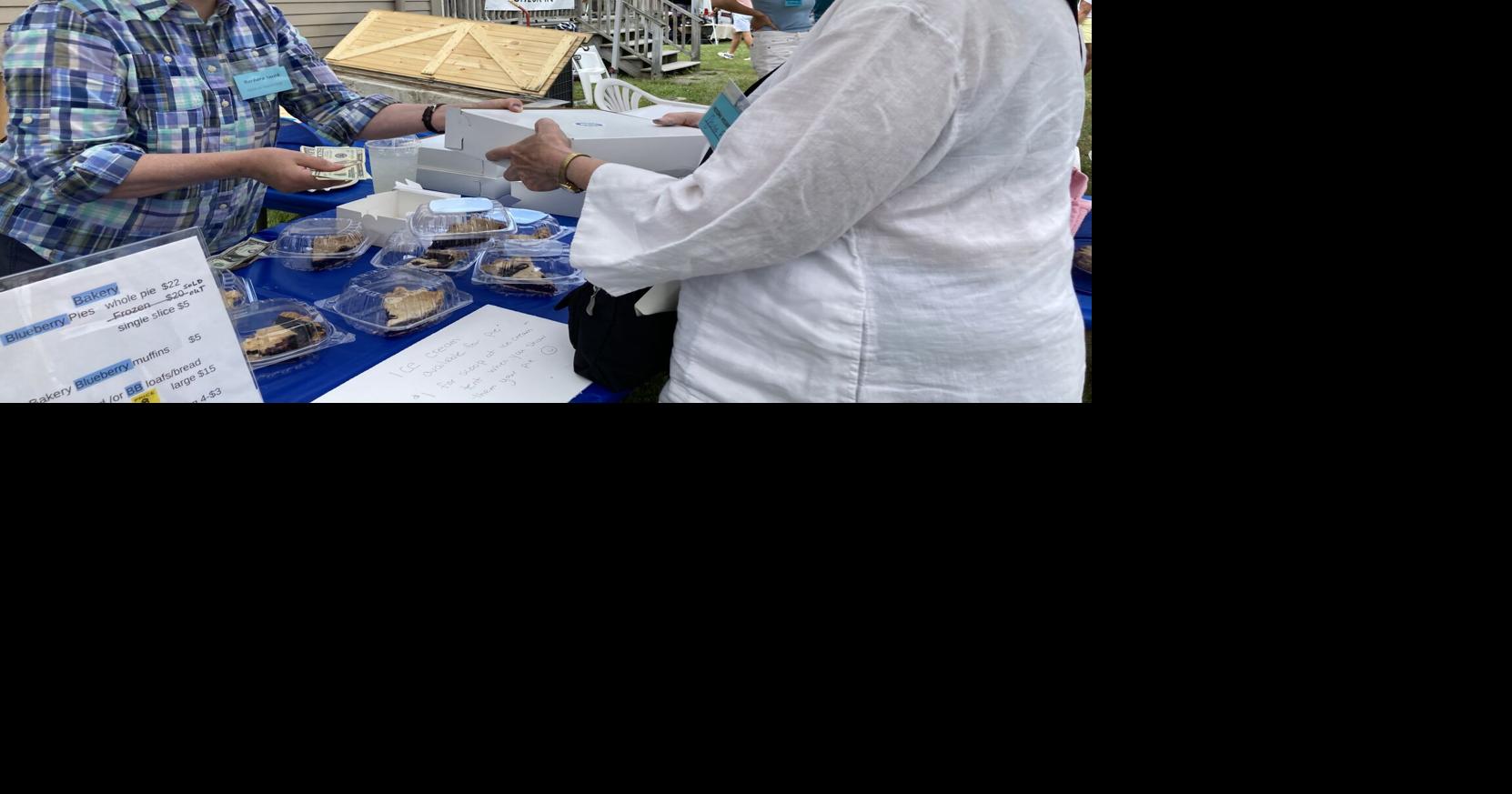Blueberries take center stage at Austerlitz Historical Society's 25th annual fundraising festival in NY