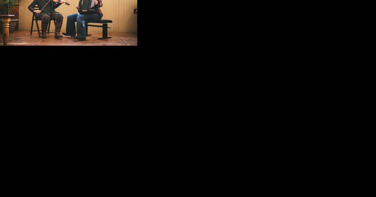As Eloise & Co., accordionist Rachel Bell and fiddler Becky Tracy kick off 2022 TapRoot Sessions concerts - Vimarsana News