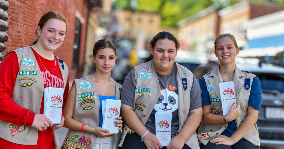 Here's how one Girl Scout troop is turning lunchroom scraps into garden-ready soil