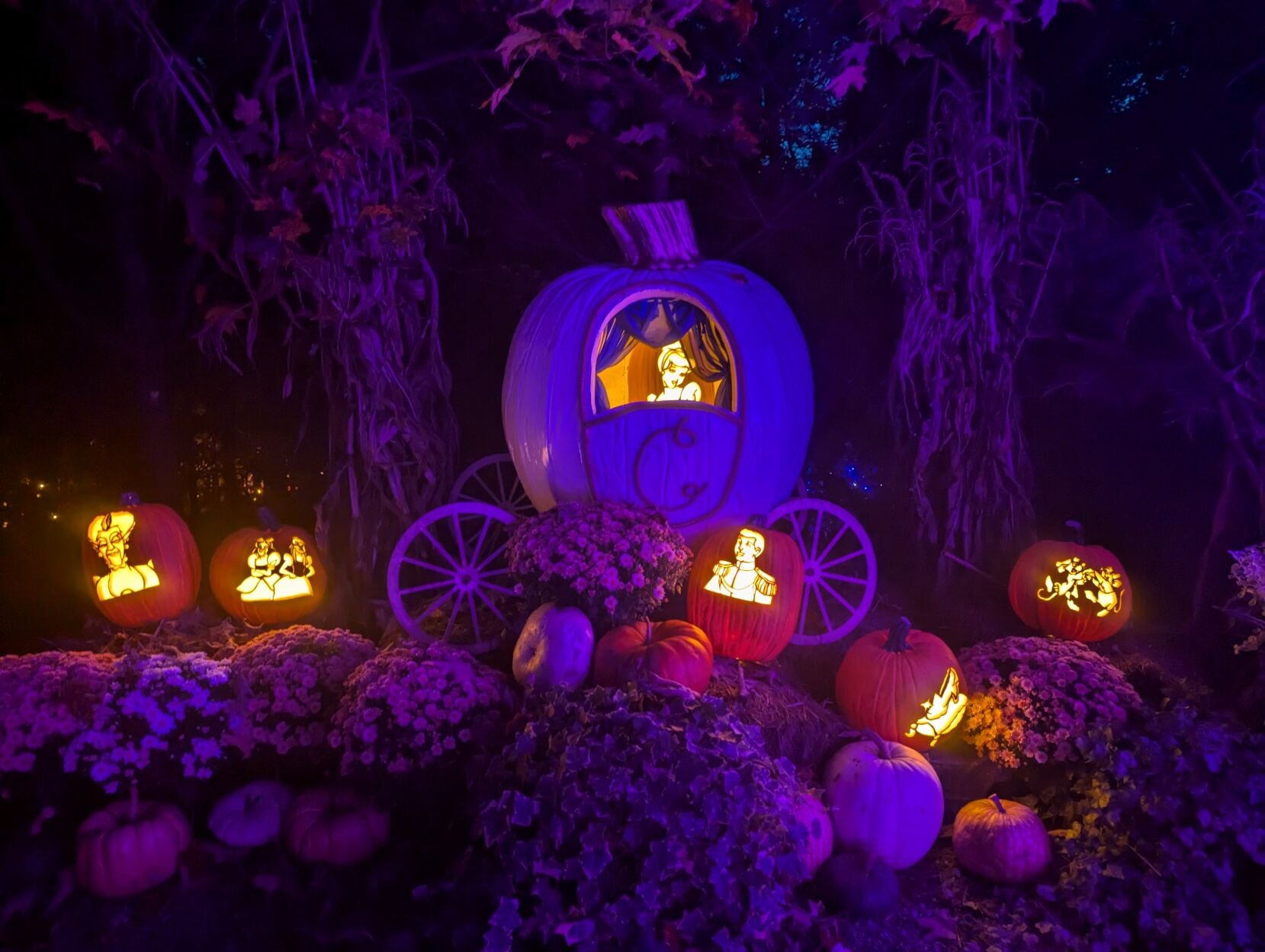 Pumpkin Object Show Plan your visit: Naumkeag Pumpkin Show tickets available online ...