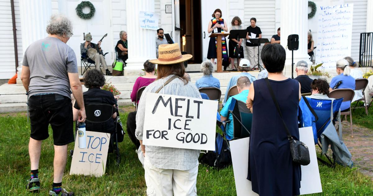 'They were part of communities': Williamstown vigil honors people killed in ICE operations