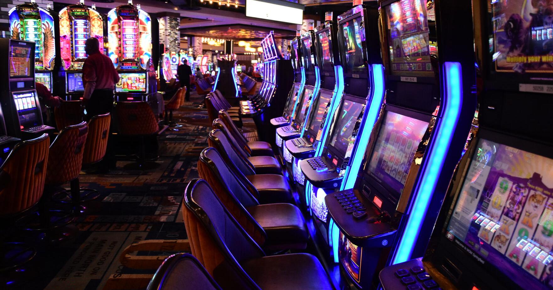 'A gambling problem?' Massachusetts' gambling hotline saw a spike in callers — but not necessarily for gambling addiction - Vimarsana News
