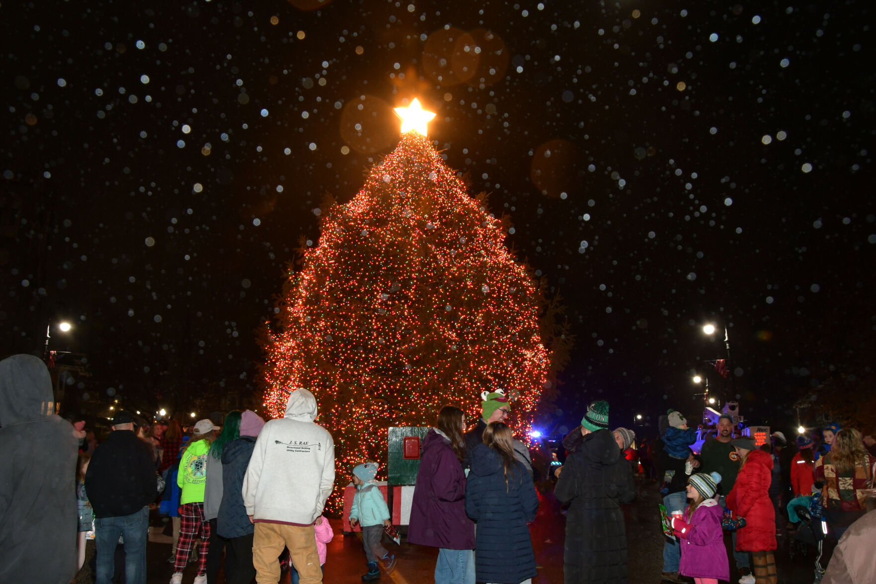 Photos: North Adams Tree Lighting And Visit From Santa And Mrs. Claus ...