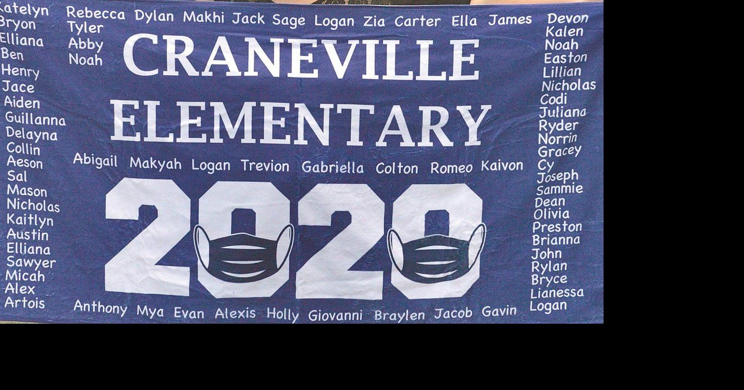 Weather doesn't put damper on Craneville Elementary graduation event