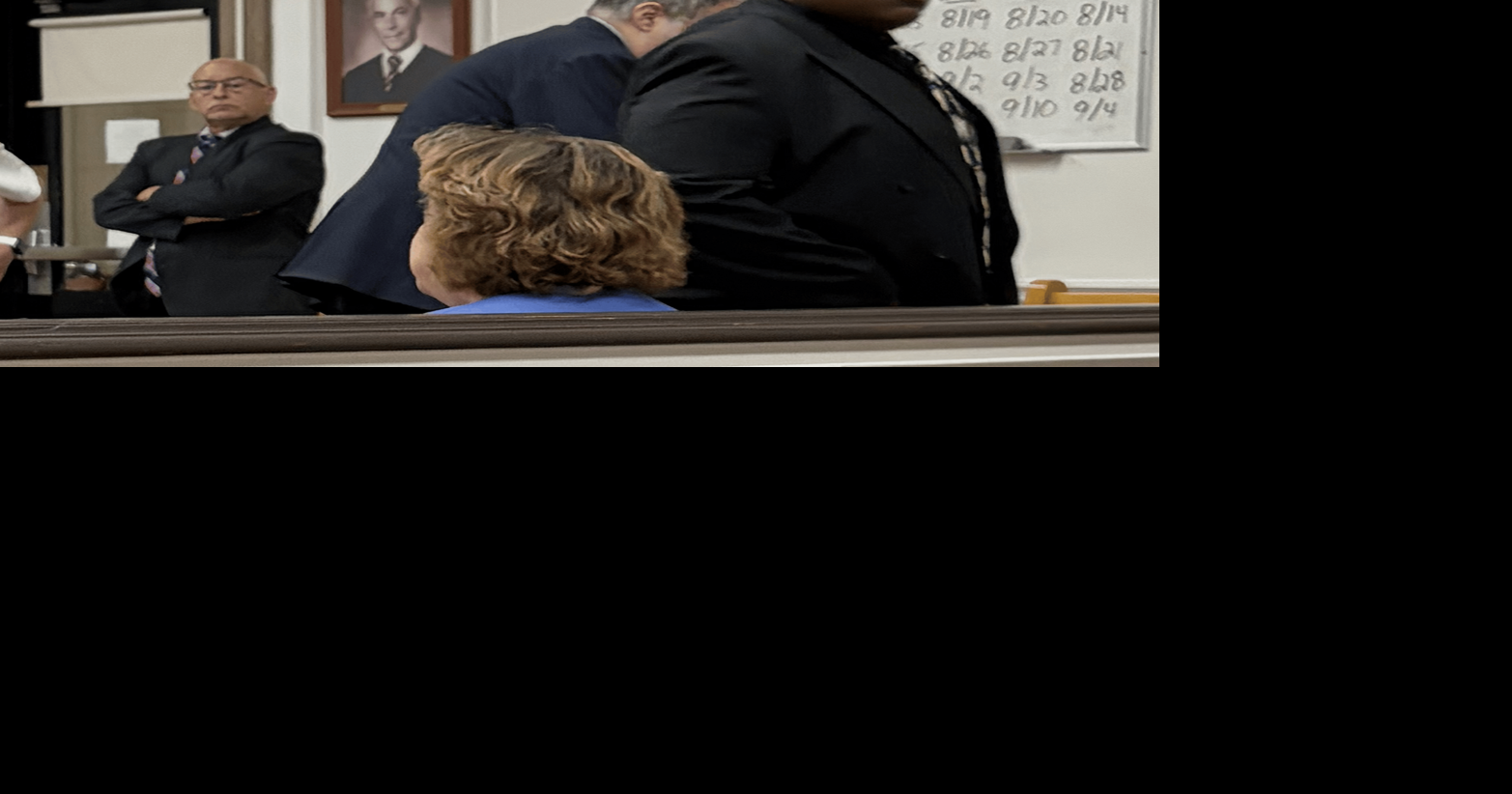 Pittsfield livestreamer pleads not guilty in hatchet case
