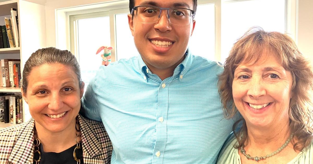 Want to know if you if you need lifestyle changes to slow down Alzheimer’s? A group of Williamstown seniors may be using their phones for clues