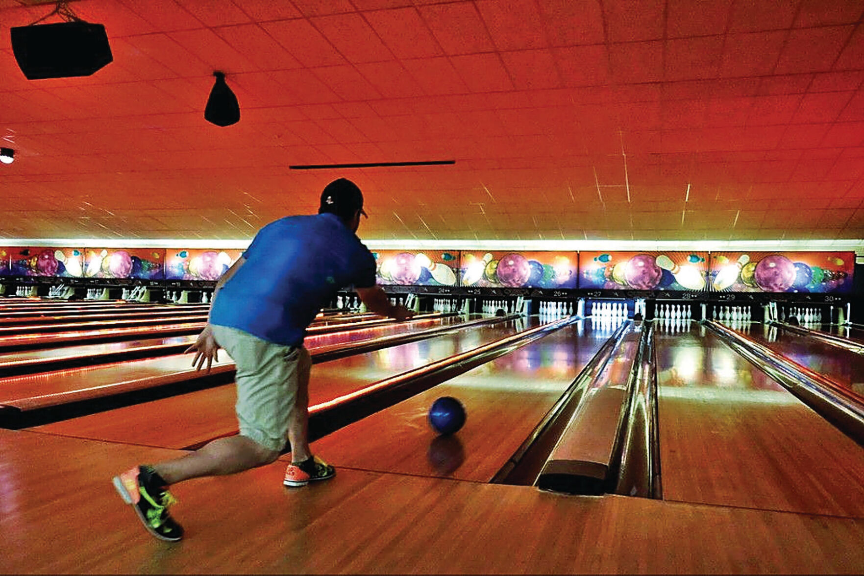 cosmic bowling cosmic bowling