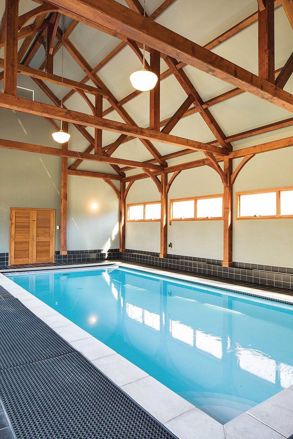 Does this Worthington home, owned by an alternative rocker, sing to you